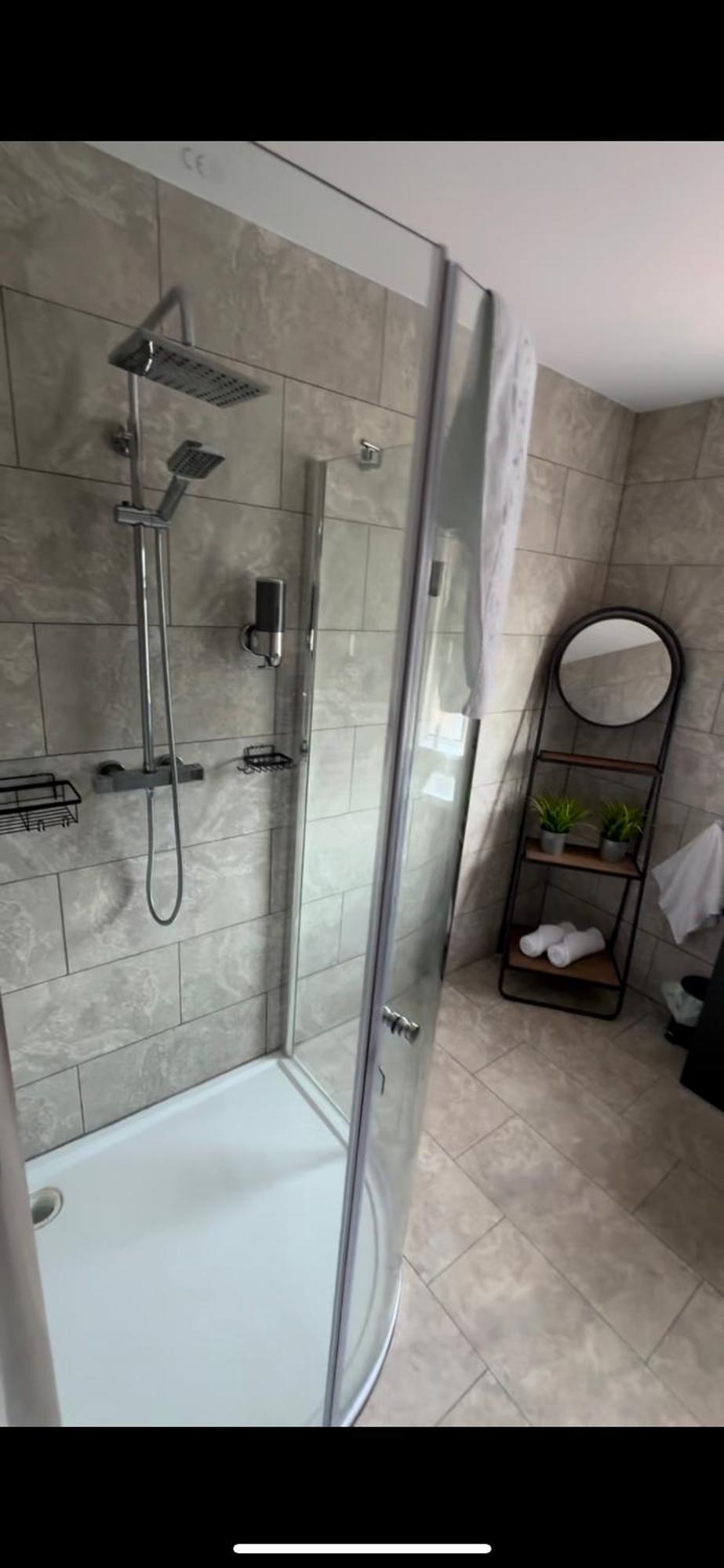 Melville House - Pet Friendly Holiday home